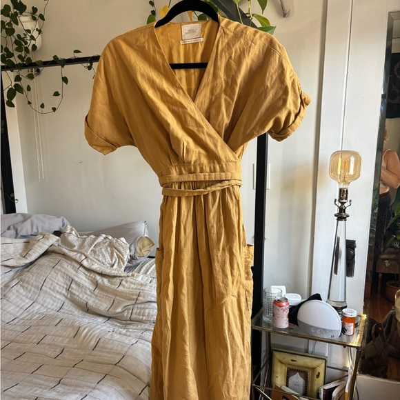 Urban Outfitters Gabrielle Yellow Linen Wrap Dress, Size XS - Picture 3 of 8